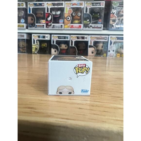 BITTY Galadriel Lord of the Rings Funko Pop #631 LOTR Fantasy Blachett Cate Film - Picture 5 of 6